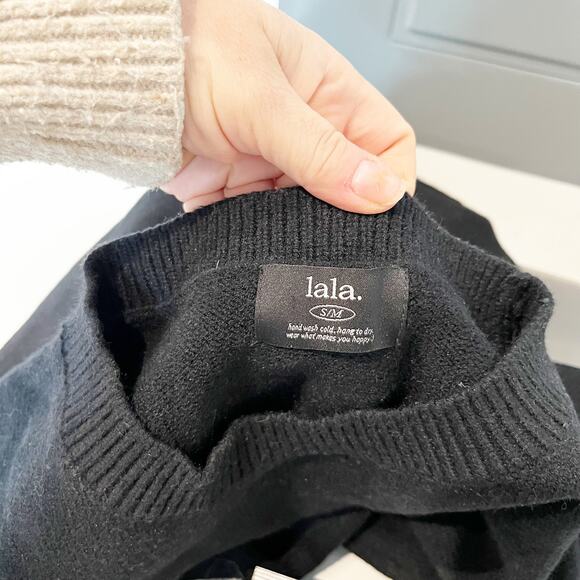 Dressed in LALA Have Fun Oversized Smile Knit Pullover Sweater Black S / M - Picture 3 of 6